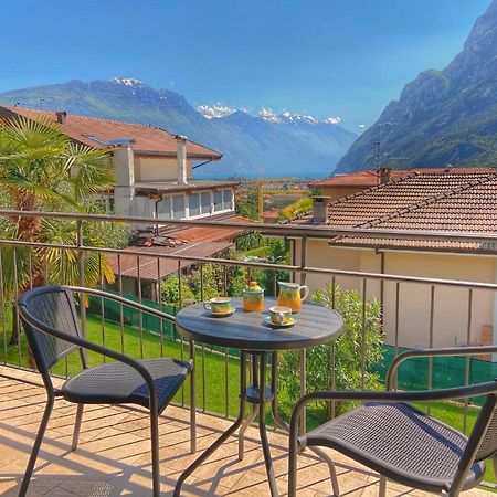 Villa Desy Riva del Garda Exterior photo